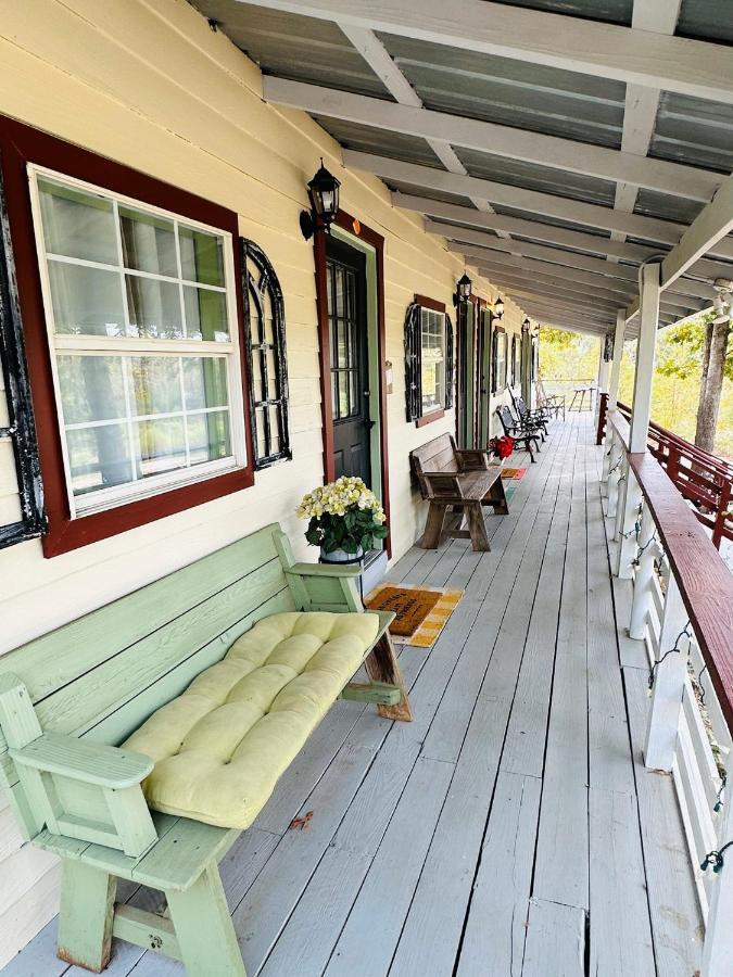 Acorn Hideaways Canton Unwind At Green Gables Suite For Up To 3 Kültér fotó