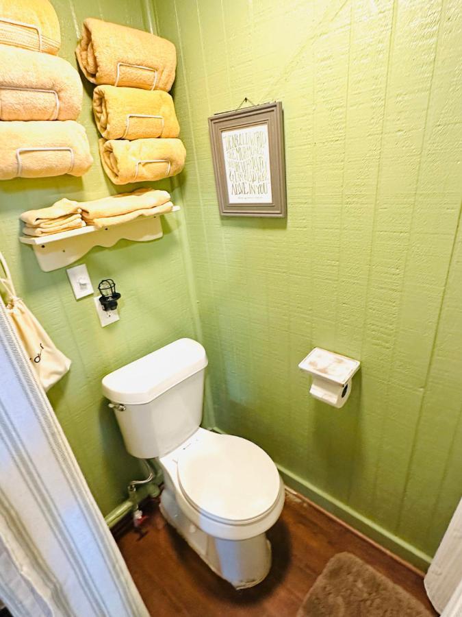 Acorn Hideaways Canton Unwind At Green Gables Suite For Up To 3 Kültér fotó